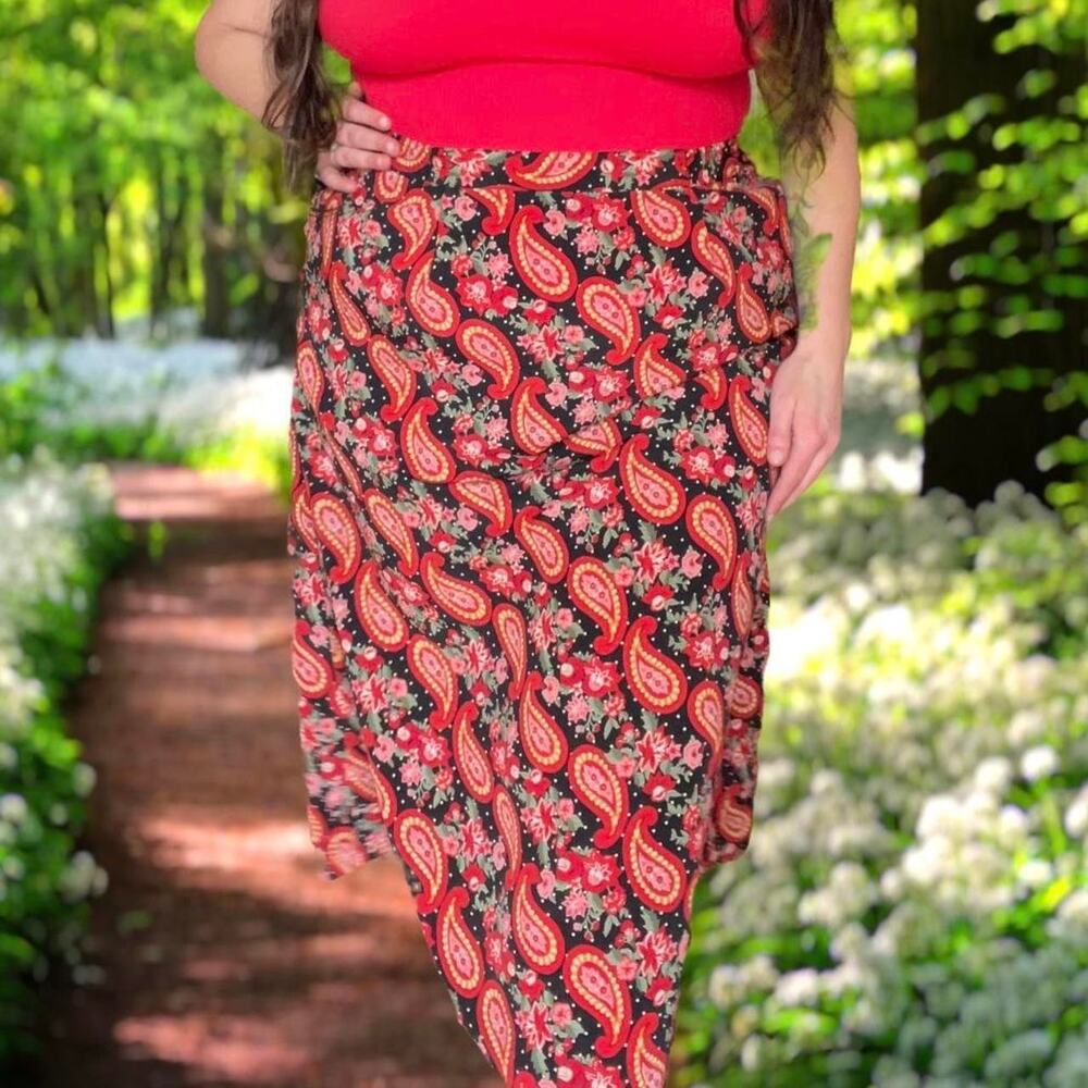 Vintage Russ Midi Skirt L Red Black Paisley Floral Boho Stretch Waist